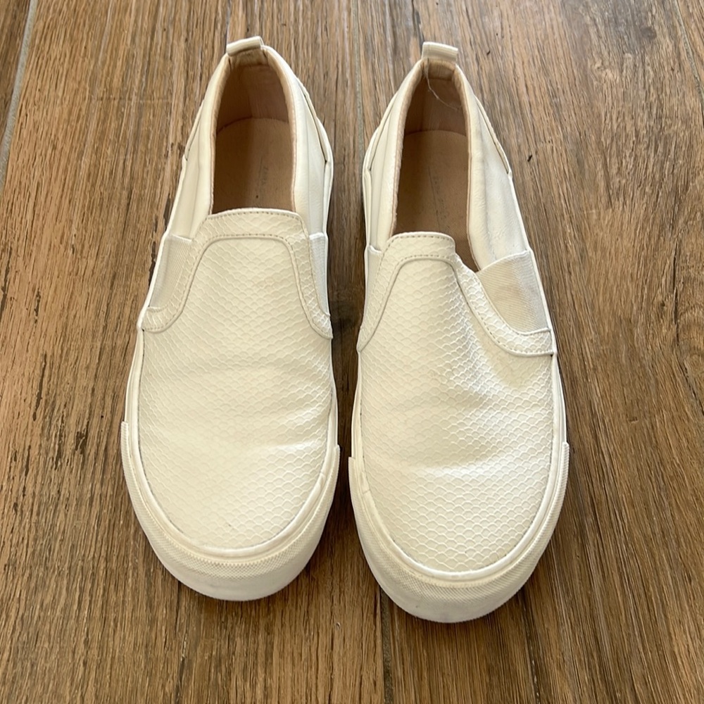 Zara size 39 slip ons